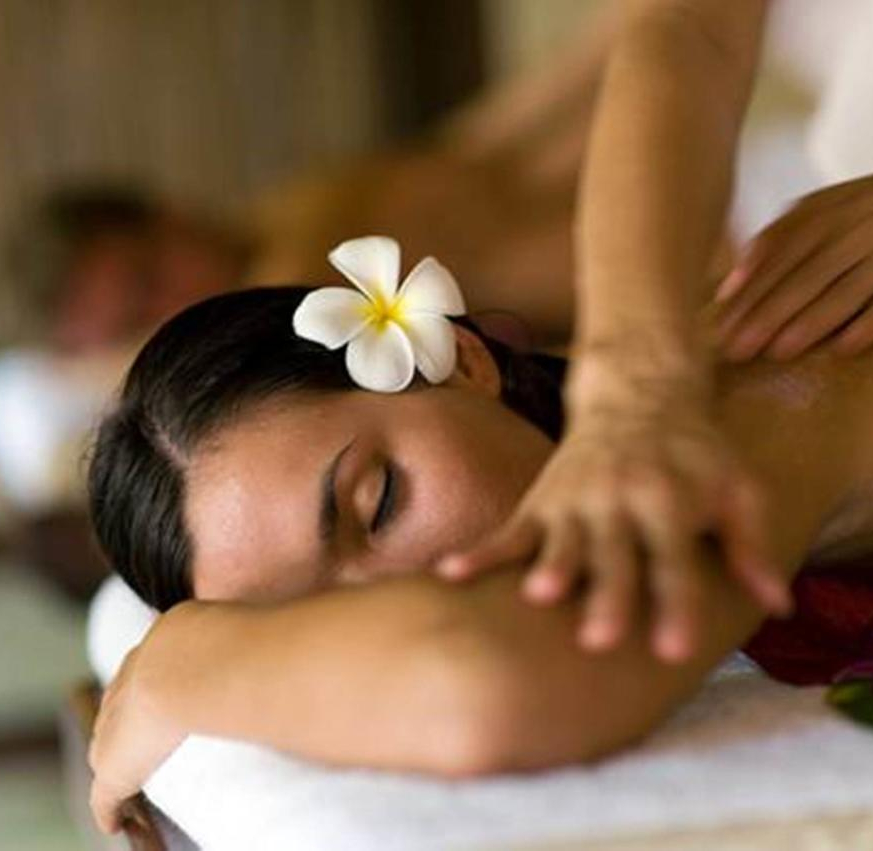 woman getting massage at Oceano in Costa Rica